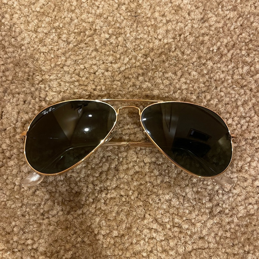 Ray-Ban Gold Aviator Sunglasses